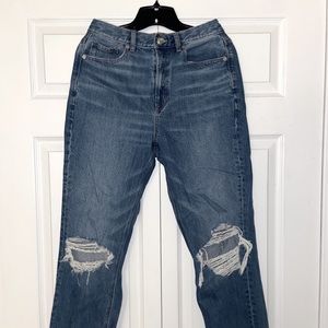 american eagle mom jeans